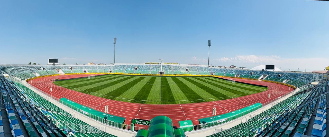 Istiqlol stadioni — tribunalar